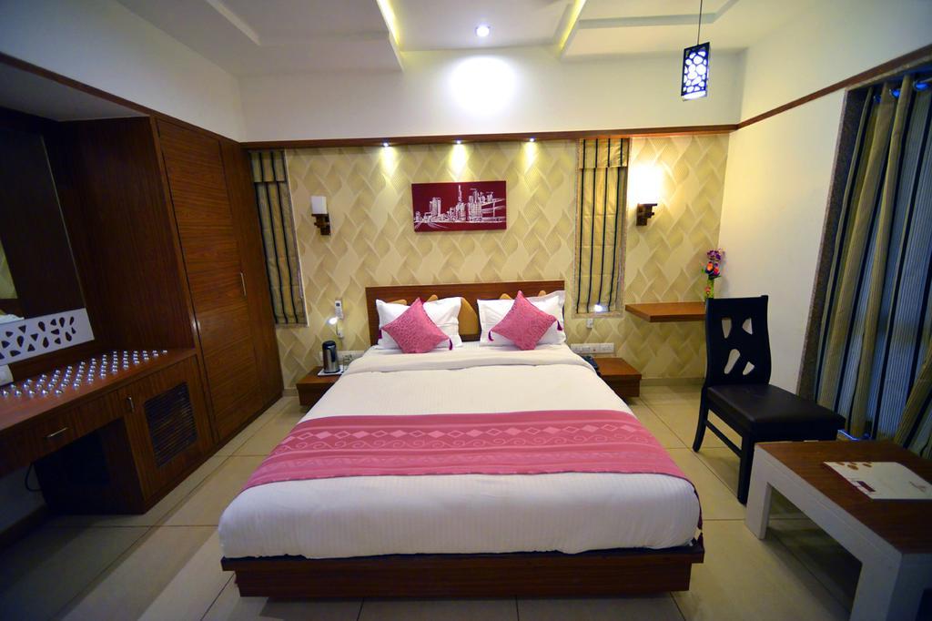 Morbi The Grand Imperial Hotel المظهر الخارجي الصورة